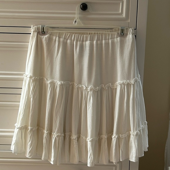 White Flowy Skirt - Picture 4 of 4